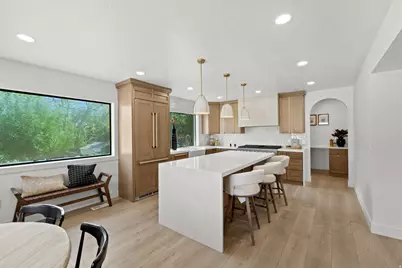 2242 E Kensington Ave S, Salt Lake City, UT 84108 - Photo 6
