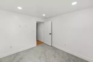 2242 E Kensington Ave S, Salt Lake City, UT 84108 - Photo 46