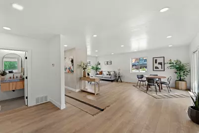2242 E Kensington Ave S, Salt Lake City, UT 84108 - Photo 8