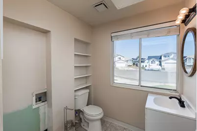 5579 W Lopalena Cir, West Jordan, UT 84081 - Photo 16