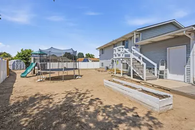 322 E Annalyn Dr, Sandy, UT 84070 - Photo 40