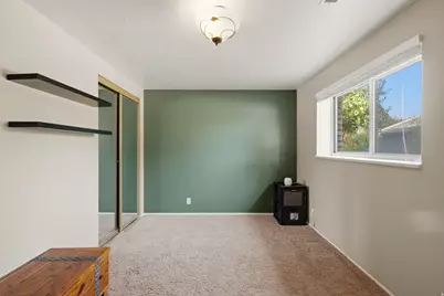 322 E Annalyn Dr, Sandy, UT 84070 - Photo 30