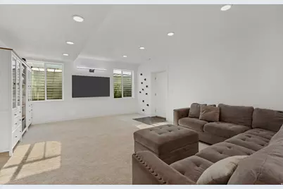 2779 W 725 N, Layton, UT 84041 - Photo 8