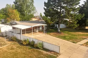 1835 N Afton Circle, Layton, UT 84041 - Photo 2
