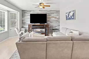 214 Meadow View Dr, Ogden, UT 84404 - Photo 8