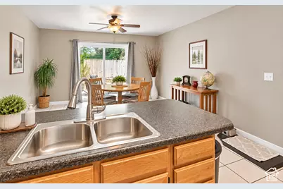 214 Meadow View Dr, Ogden, UT 84404 - Photo 6
