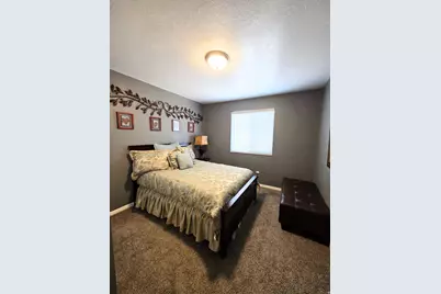 214 Meadow View Dr, Ogden, UT 84404 - Photo 8