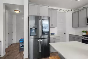 945 W Montaulk Ln, Stansbury Park, UT 84074 - Photo 10