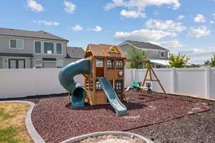 945 W Montaulk Ln, Stansbury Park, UT 84074 - Photo 34