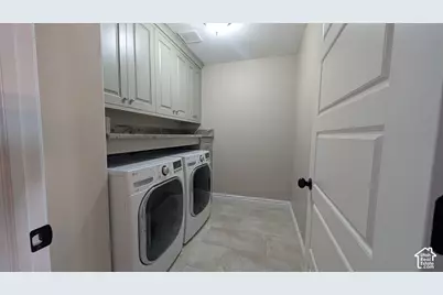 3926 W Farmingdale Ct S, South Jordan, UT 84009 - Photo 44