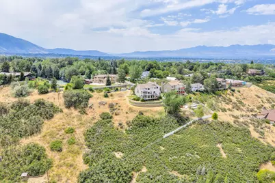 [Address not provided], Cottonwood Heights, UT 84121 - Photo 4