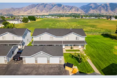 216 W 1458 S, Logan, UT 84321 - Photo 2
