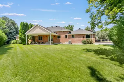 10354 N Hidden Oak Dr W, Highland, UT 84003 - Photo 6