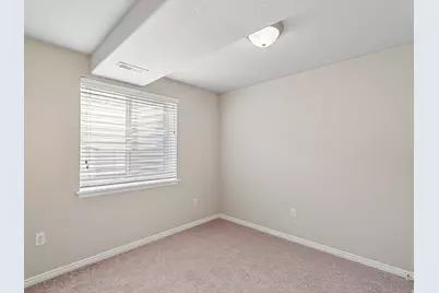 821 E 2050 S, Clearfield, UT 84015 - Photo 22