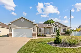 821 E 2050 S, Clearfield, UT 84015 - Photo 1