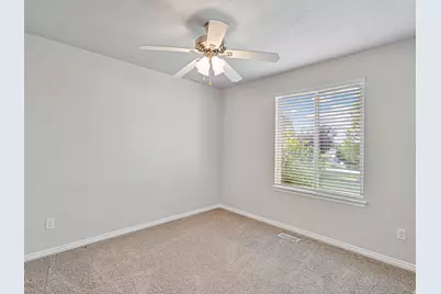 821 E 2050 S, Clearfield, UT 84015 - Photo 18