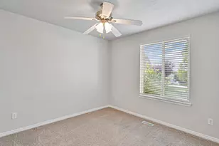 821 E 2050 S, Clearfield, UT 84015 - Photo 18