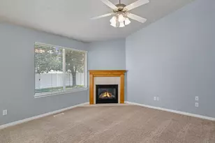 821 E 2050 S, Clearfield, UT 84015 - Photo 10