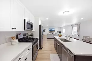 7118 W Owens View Way, West Jordan, UT 84081 - Photo 20