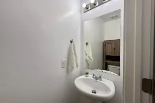 201 E 630 N, Vineyard, UT 84059 - Photo 22