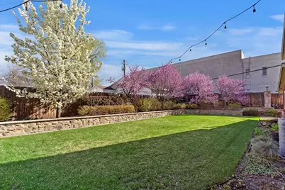 42 W Center St, Kaysville, UT 84037 - Photo 40