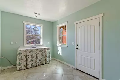 42 W Center St, Kaysville, UT 84037 - Photo 50