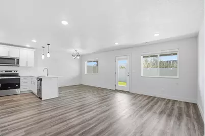 3447 W 3950 S, West Haven, UT 84401 - Photo 6