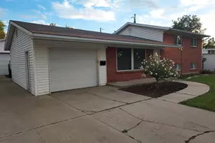 235 W 1400 N, Bountiful, UT 84010 - Photo 2