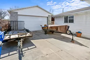 235 W 1400 N, Bountiful, UT 84010 - Photo 38