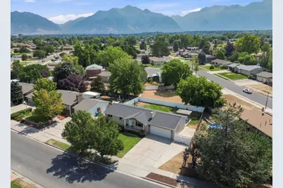 8143 S Bryce Dr E, Sandy, UT 84070 - Photo 26