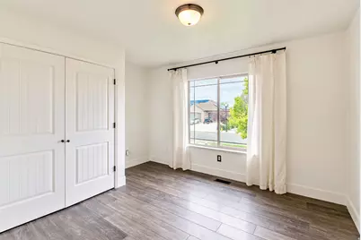 3323 W 1680 N, Clinton, UT 84015 - Photo 28
