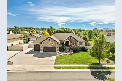 3323 W 1680 N, Clinton, UT 84015 - Photo 12
