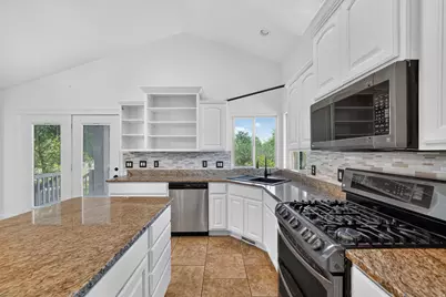 3323 W 1680 N, Clinton, UT 84015 - Photo 12
