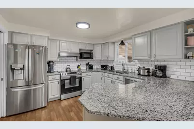 4270 W Paskay Dr S, West Valley, UT 84120 - Photo 6