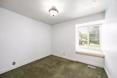 9739 S Laura Lane Dr, Sandy, UT 84092 - Photo 22