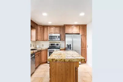 9739 S Laura Lane Dr, Sandy, UT 84092 - Photo 14