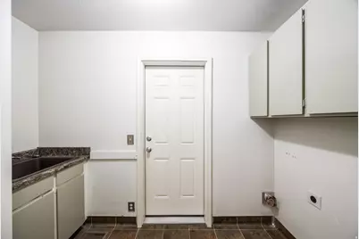 9739 S Laura Lane Dr, Sandy, UT 84092 - Photo 18