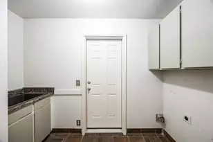 9739 S Laura Ln Dr, Sandy, UT 84092 - Photo 18