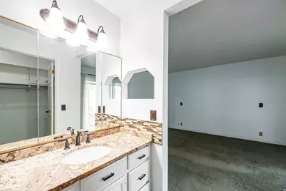 9739 S Laura Lane Dr, Sandy, UT 84092 - Photo 26