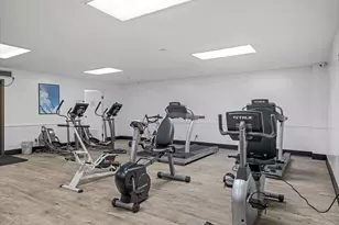 241 N Vine St W, Salt Lake City, UT 84103 - Photo 18