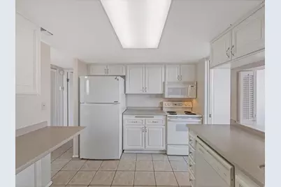 241 N Vine St W #306 E, Salt Lake City, UT 84103 - Photo 8