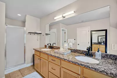 1462 E Tuscan Oak Way, Sandy, UT 84092 - Photo 16
