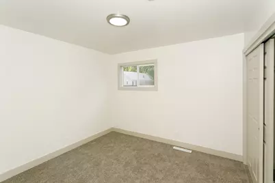 1053 W Euclid Ave, Salt Lake City, UT 84104 - Photo 14
