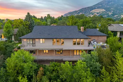 1683 Whispering Oaks Dr, Ogden, UT 84403 - Photo 2