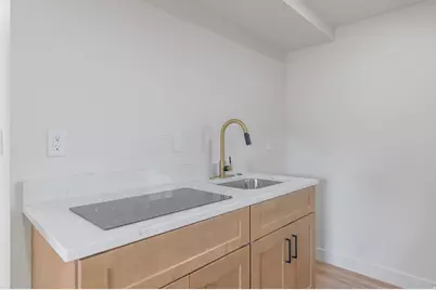 6657 S Kentucky Dr, West Jordan, UT 84084 - Photo 18