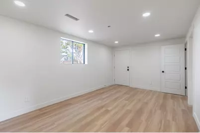 6657 S Kentucky Dr, West Jordan, UT 84084 - Photo 20
