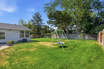 588 W 2125 N, West Bountiful, UT 84087 - Photo 32