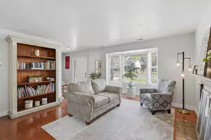 588 W 2125 N, West Bountiful, UT 84087 - Photo 2