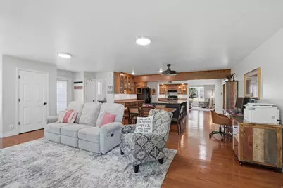 588 W 2125 N, West Bountiful, UT 84087 - Photo 8