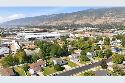 588 W 2125 N, West Bountiful, UT 84087 - Photo 48